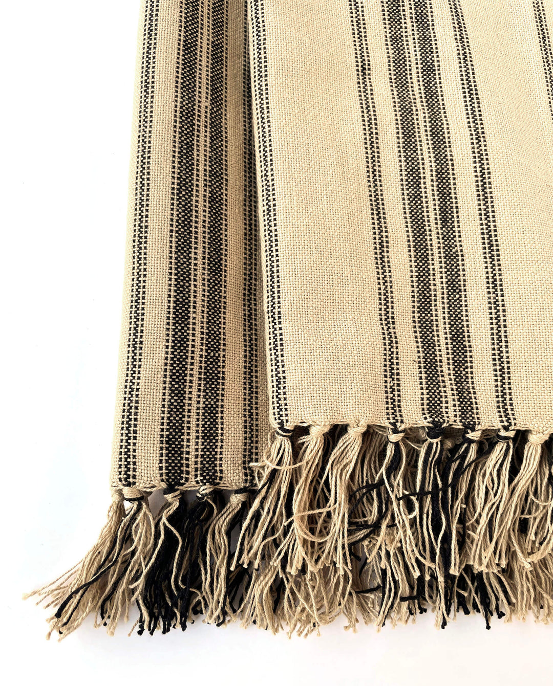 Wild Oats Interiors Grain Sack Throw Oat & Black